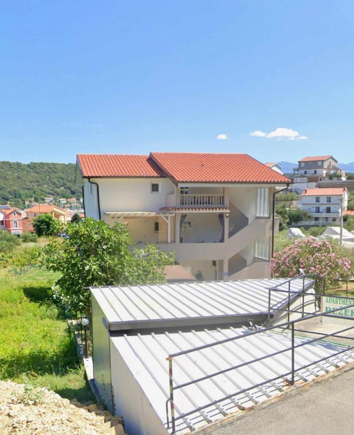 Apartments Rezek Supetarska Draga Bagian luar foto