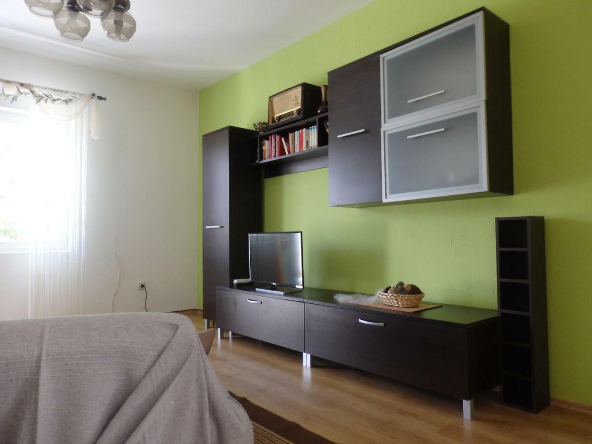 Apartments Rezek Supetarska Draga Bagian luar foto