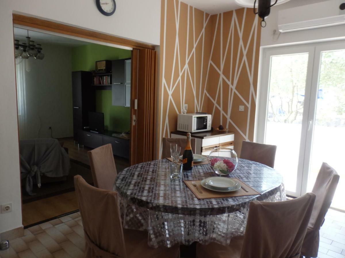 Apartments Rezek Supetarska Draga Bagian luar foto